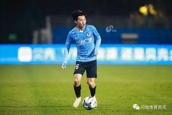 女人夹腿高潮视频播放